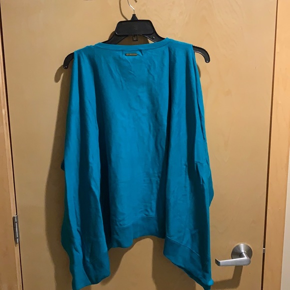 Michael Kors cold shoulder poncho - Picture 4 of 5